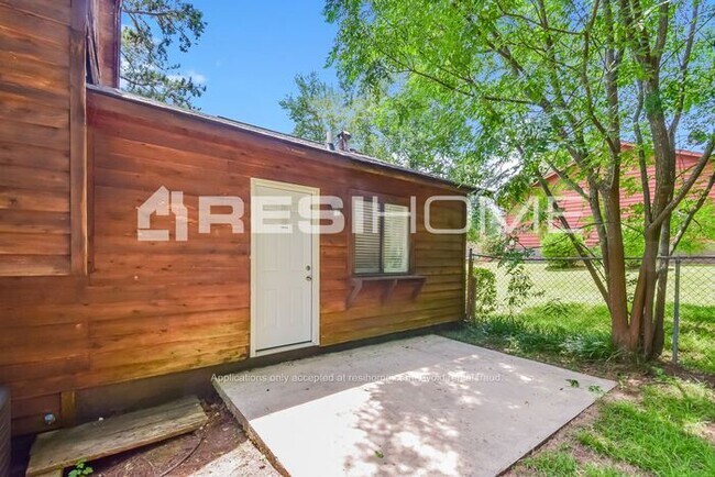 Building Photo - 113 Clifford Ct