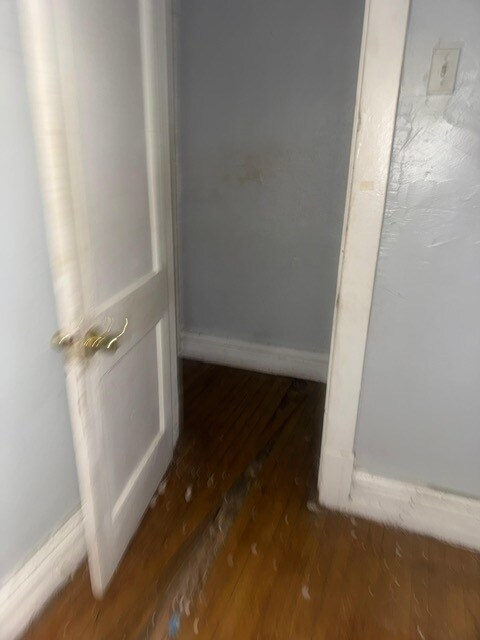 Building Photo - 3738 Sylvan Pl