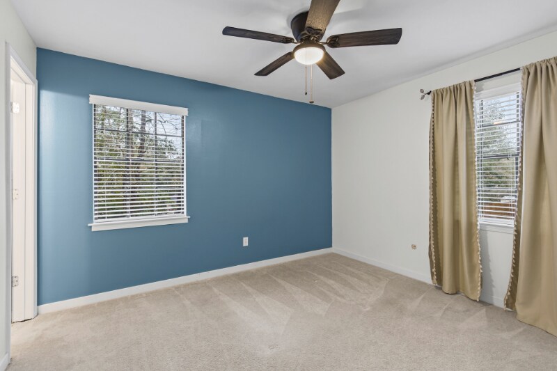 Building Photo - 5925 Couton Dr