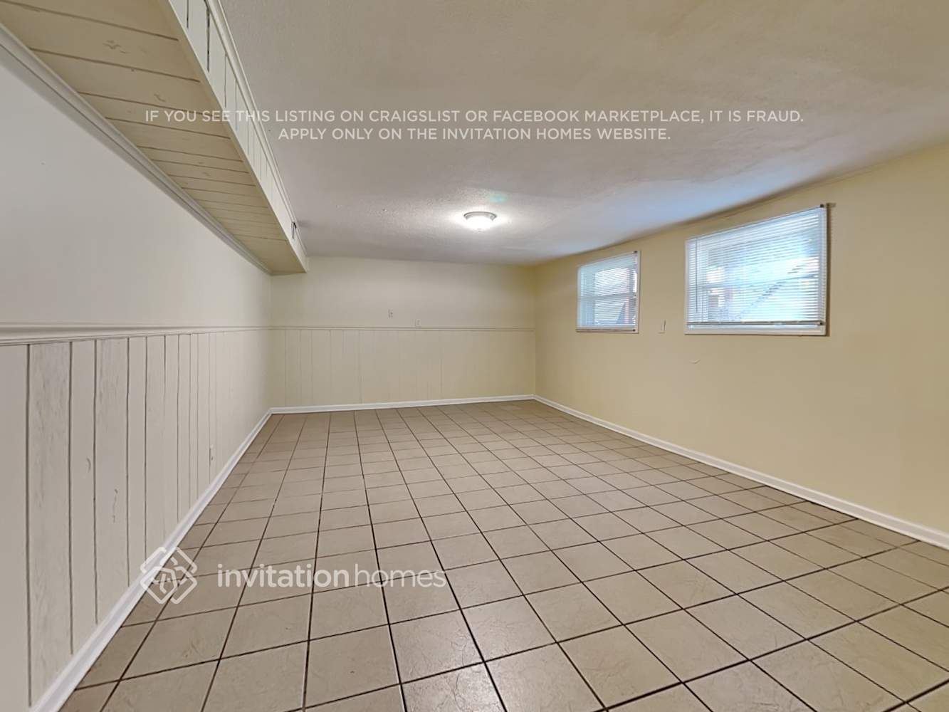 Building Photo - 189 N Pinecrest Rd