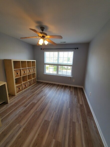 1rst Upstairs Bedroom - 7802 Averette Field Dr