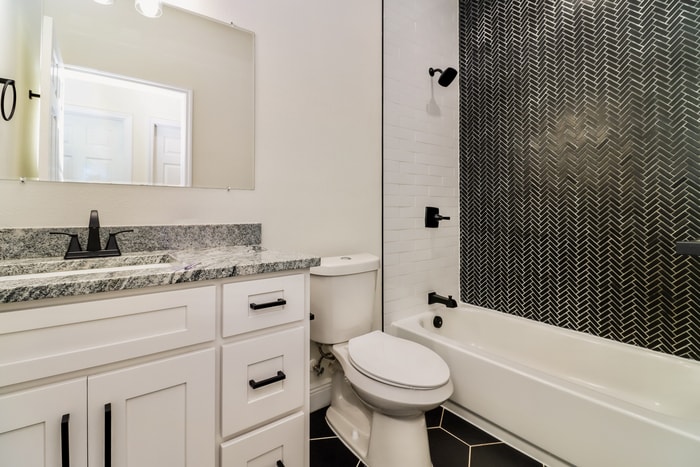 Building Photo - 2001 E Wood St