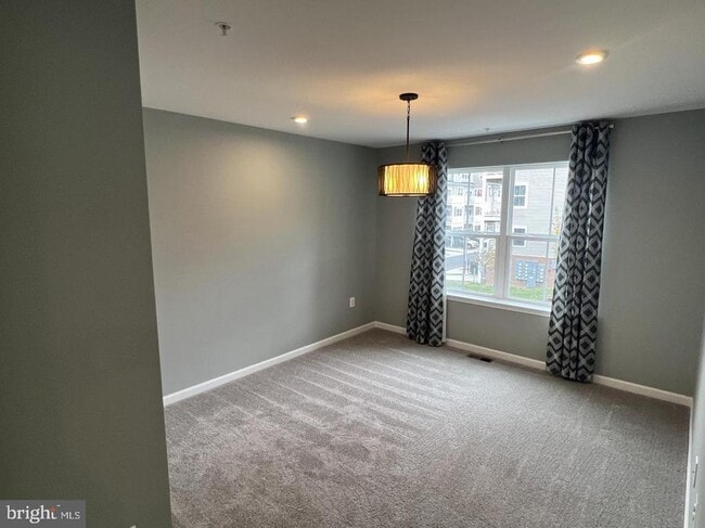 Building Photo - 1301 Foggy Turn