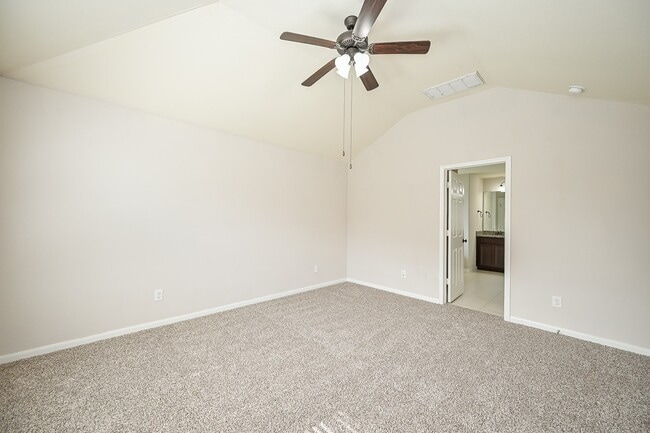 Building Photo - 18707 Majestic Vista Ln
