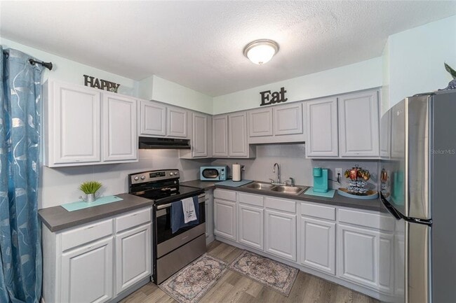Building Photo - 7642 SW 80th St