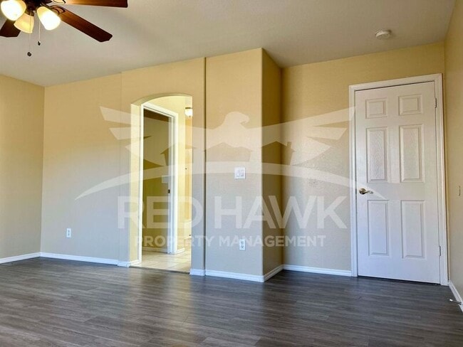 Building Photo - 3623 N 104th Dr