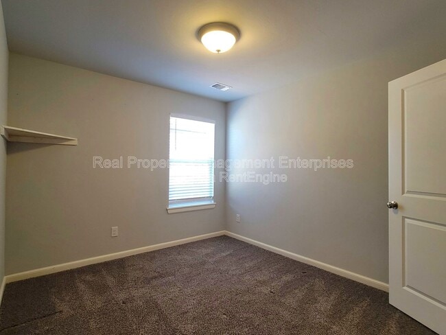 Building Photo - 18641 Cantar Dr