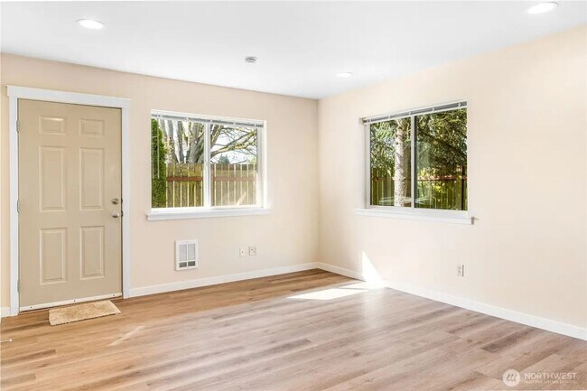 Building Photo - Lynden houses LLC - Cedar Street