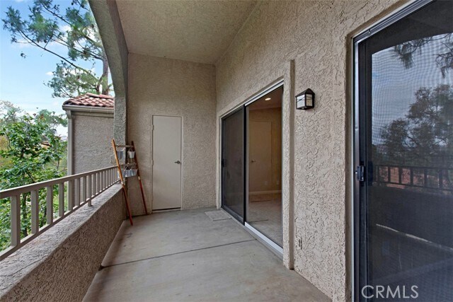 Building Photo - 1035 La Terraza Cir