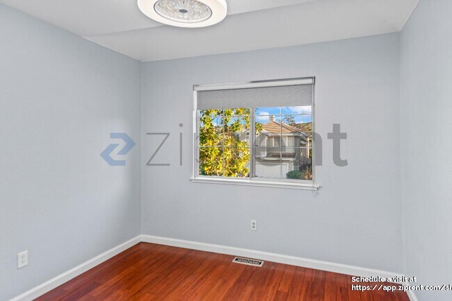 Building Photo - 281 Scotts Valley