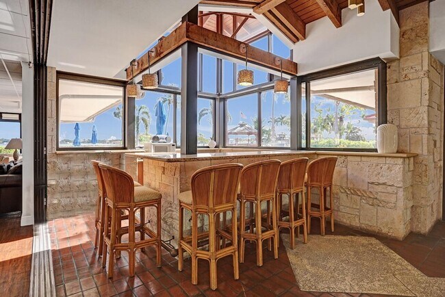 Building Photo - 107 Half Moon Cir