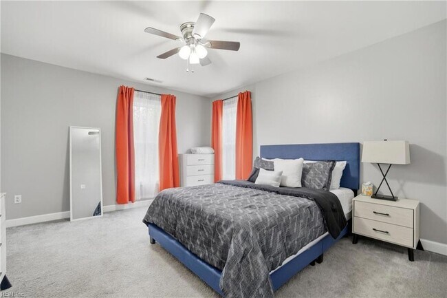 Building Photo - 1859 Parkview Ave