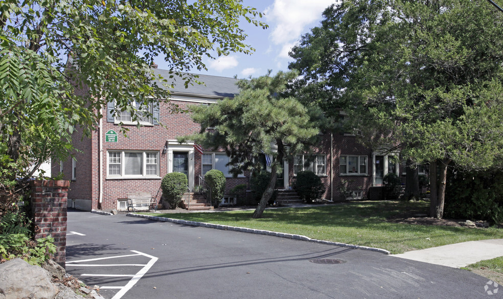 Primary Photo - Northfield Townhouses