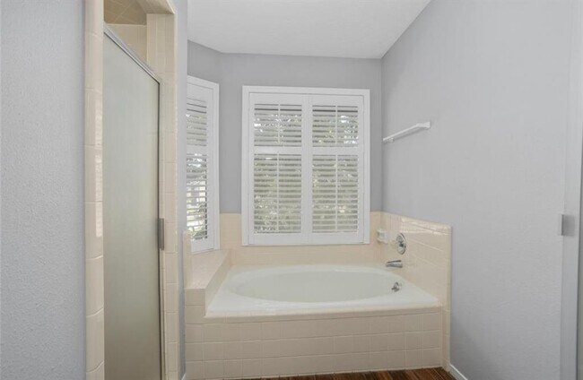 Building Photo - 18104 Starboard Dr