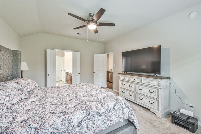 Building Photo - 19111 Friesian Stallion Ln