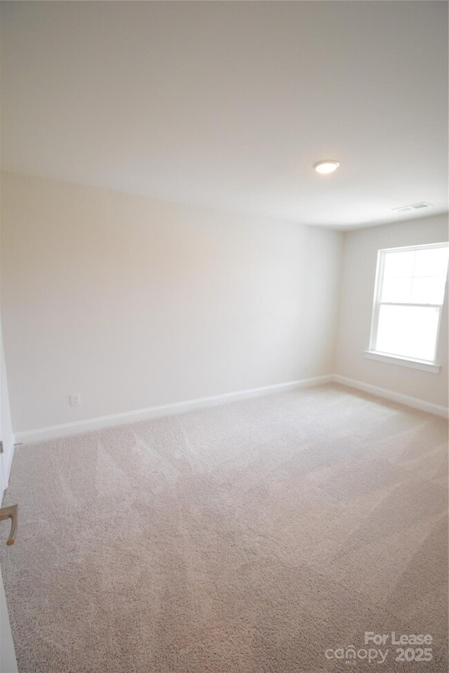 Building Photo - 113 Quartz Hl Wy