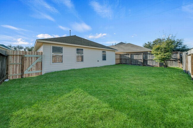 Building Photo - 15938 Wisteria Hill St