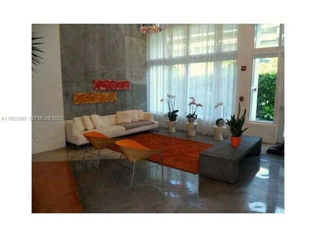 Building Photo - 234 NE 3rd St