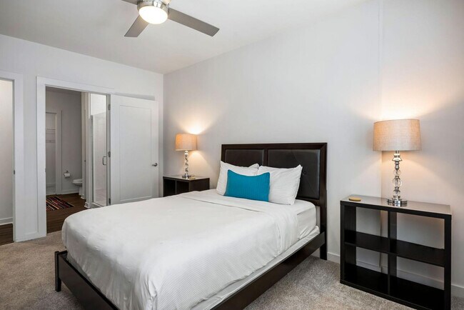 Building Photo - 1273 Williams St NW