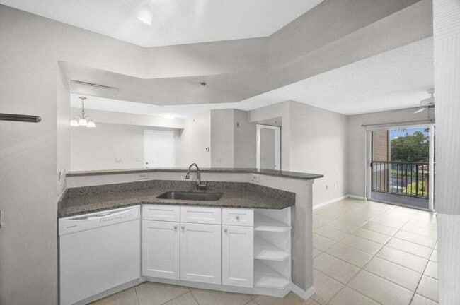 Building Photo - 3732 NW Adriatic Ln