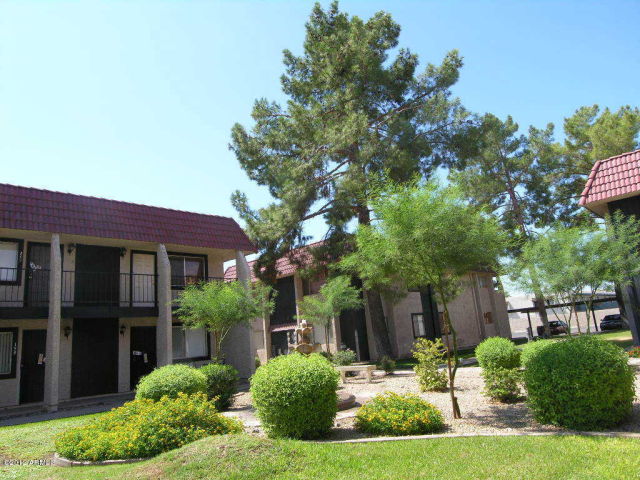 Building Photo - Scene One Condominiums