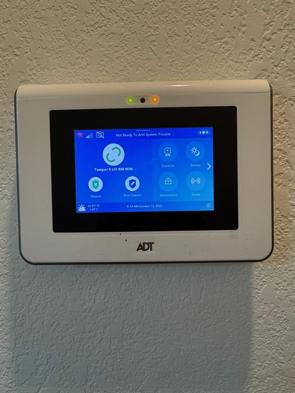 Building Photo - 520 Doherty