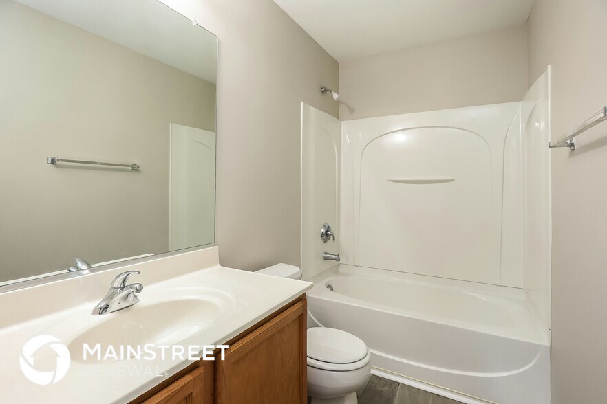 Building Photo - 5902 Laurel Creek Ct