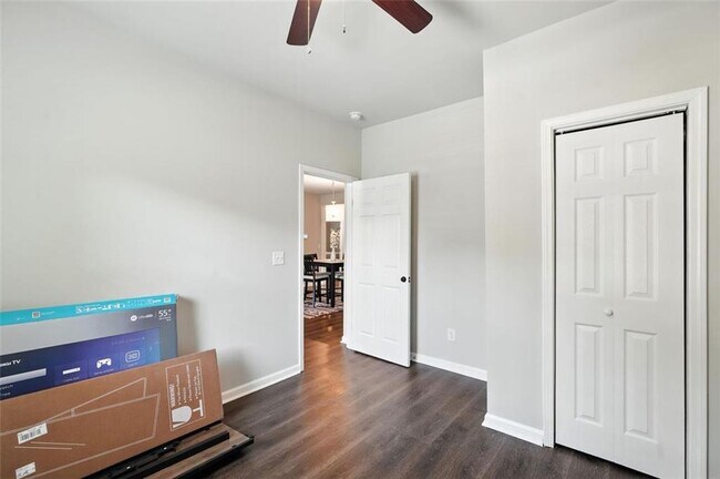 Building Photo - 1585 Archer St SW