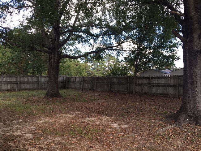 Building Photo - 6274 Chickasawhay St