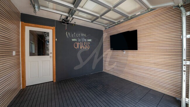 Building Photo - Immaculate rancher near Patty Jewett Neighborhood