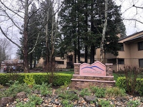 Building Photo - Very Nice 1 Bedroom 1 Bathroom Condo!