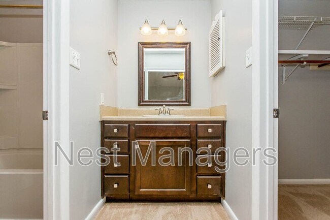Building Photo - 485 Wilder Dr