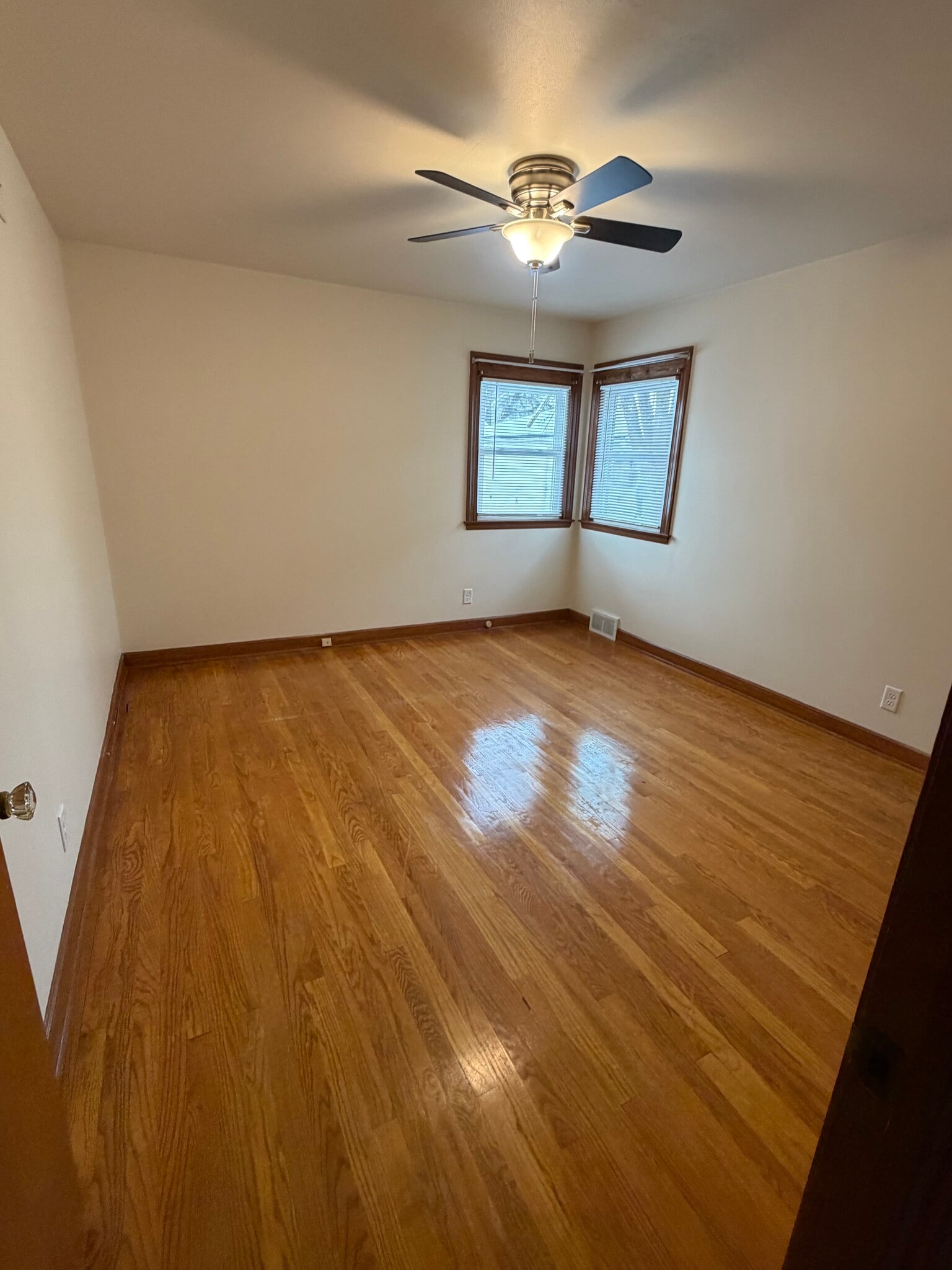 Building Photo - 3225 S 40th St