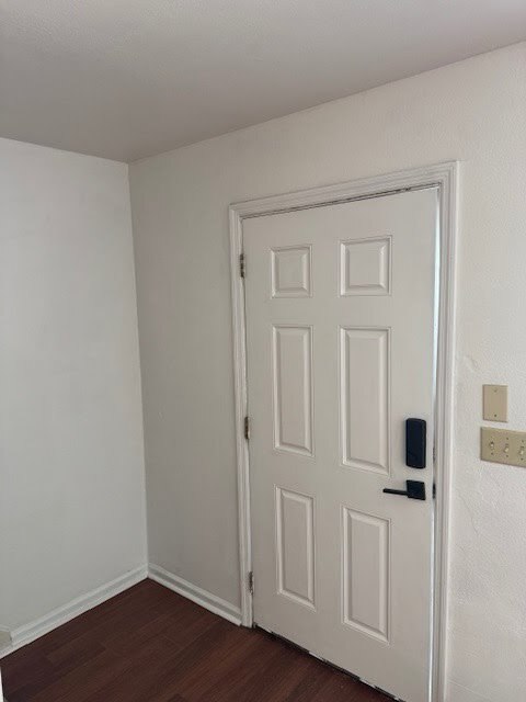Building Photo - 2182 Timberwood Cir S