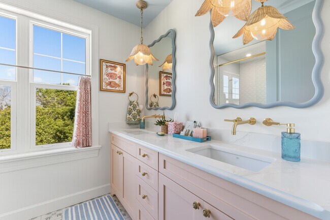 Building Photo - 1874 18th St