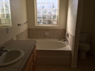 Building Photo - House on the Fernley Golf Course for rent