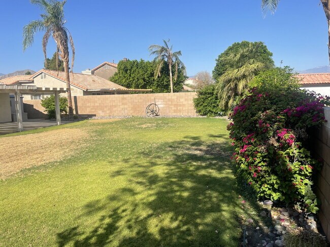 Building Photo - 3-Bedroom Home, Large Rear Yard! La Quinta, Long-term (1 Year) Rental