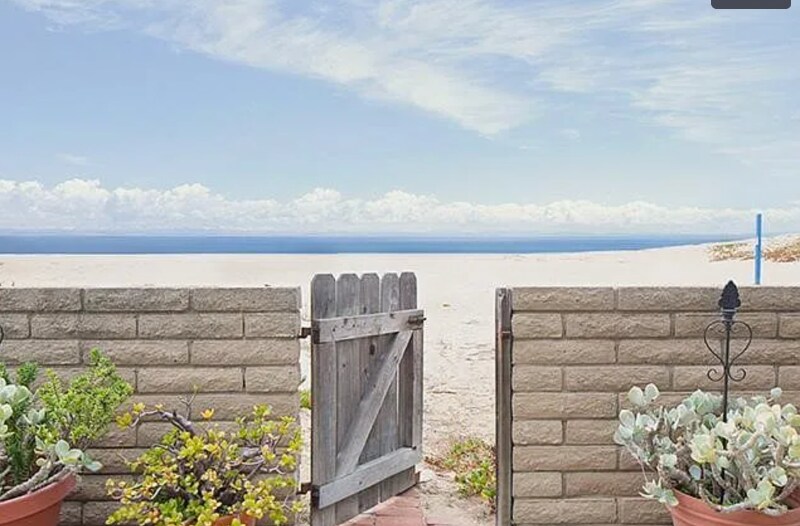 Building Photo - 1560 E Oceanfront