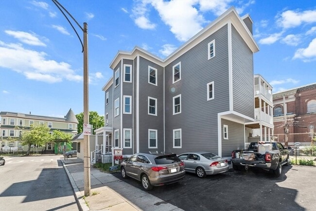 Building Photo - 2 Westerly St