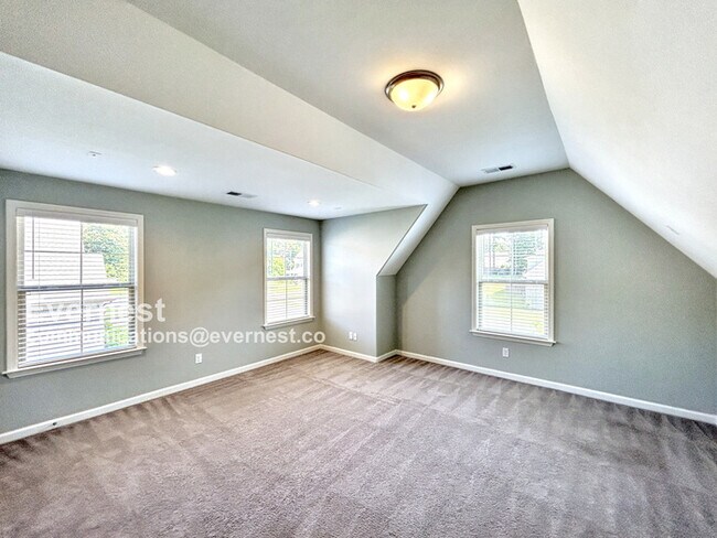 Building Photo - 5363 Kensington Creek Dr