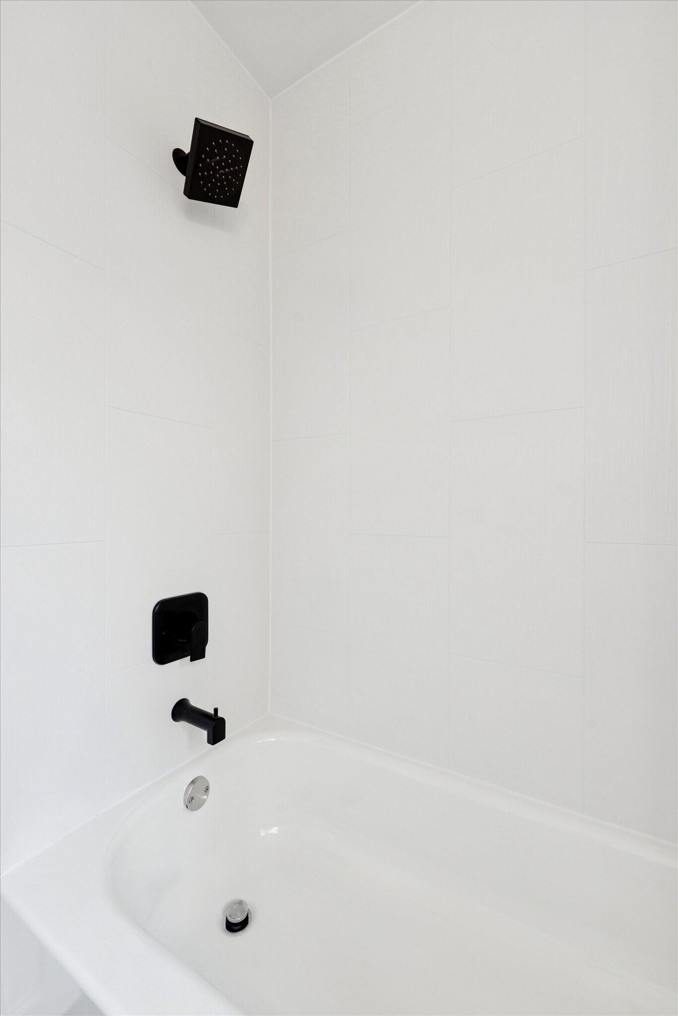 Building Photo - 10 W Jefferson St