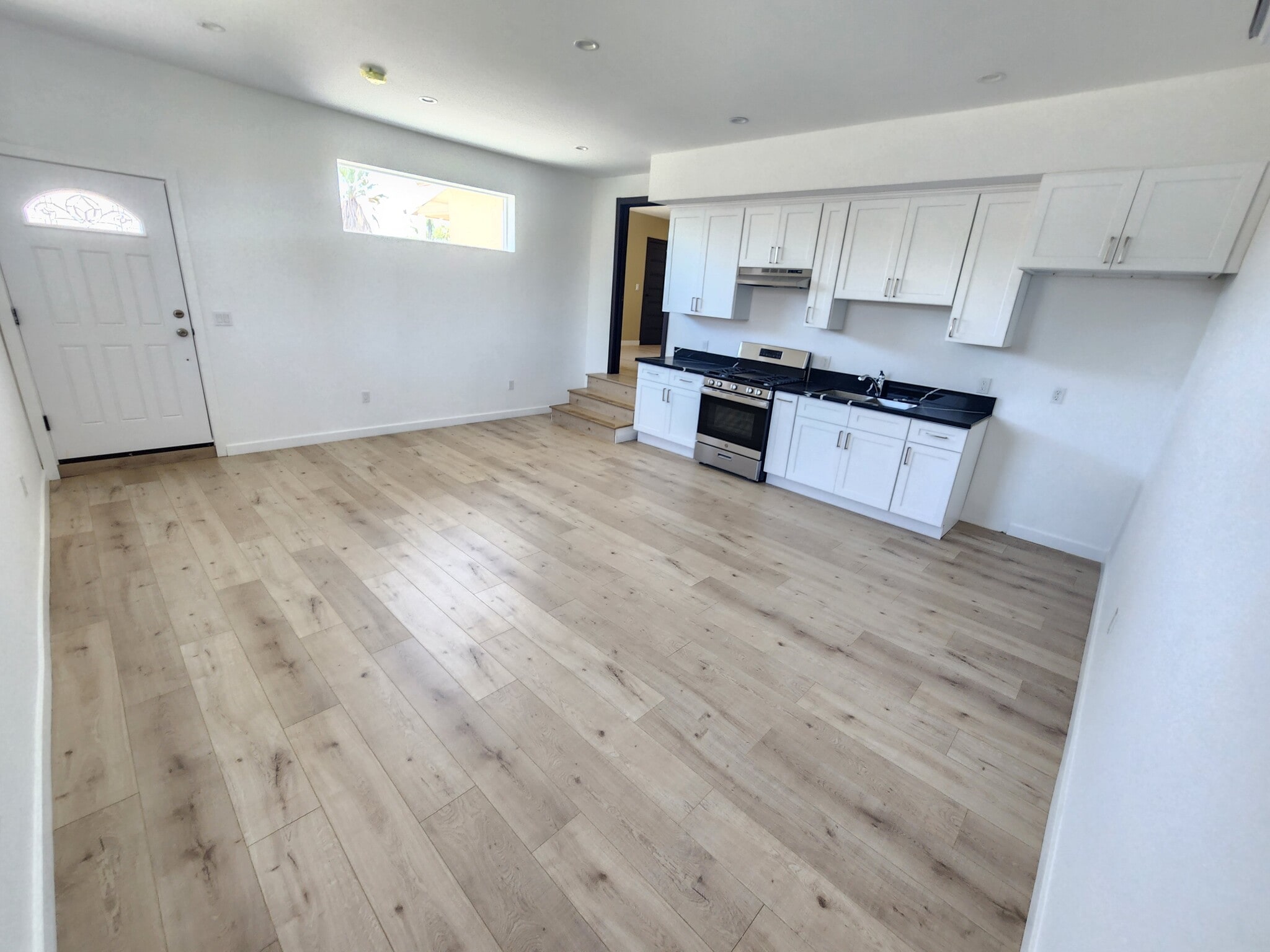 Building Photo - 8221 Alcove Ave