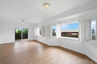 Building Photo - 3 Bed/ 2.5 Bath Two-Story Home with Yard and Garage