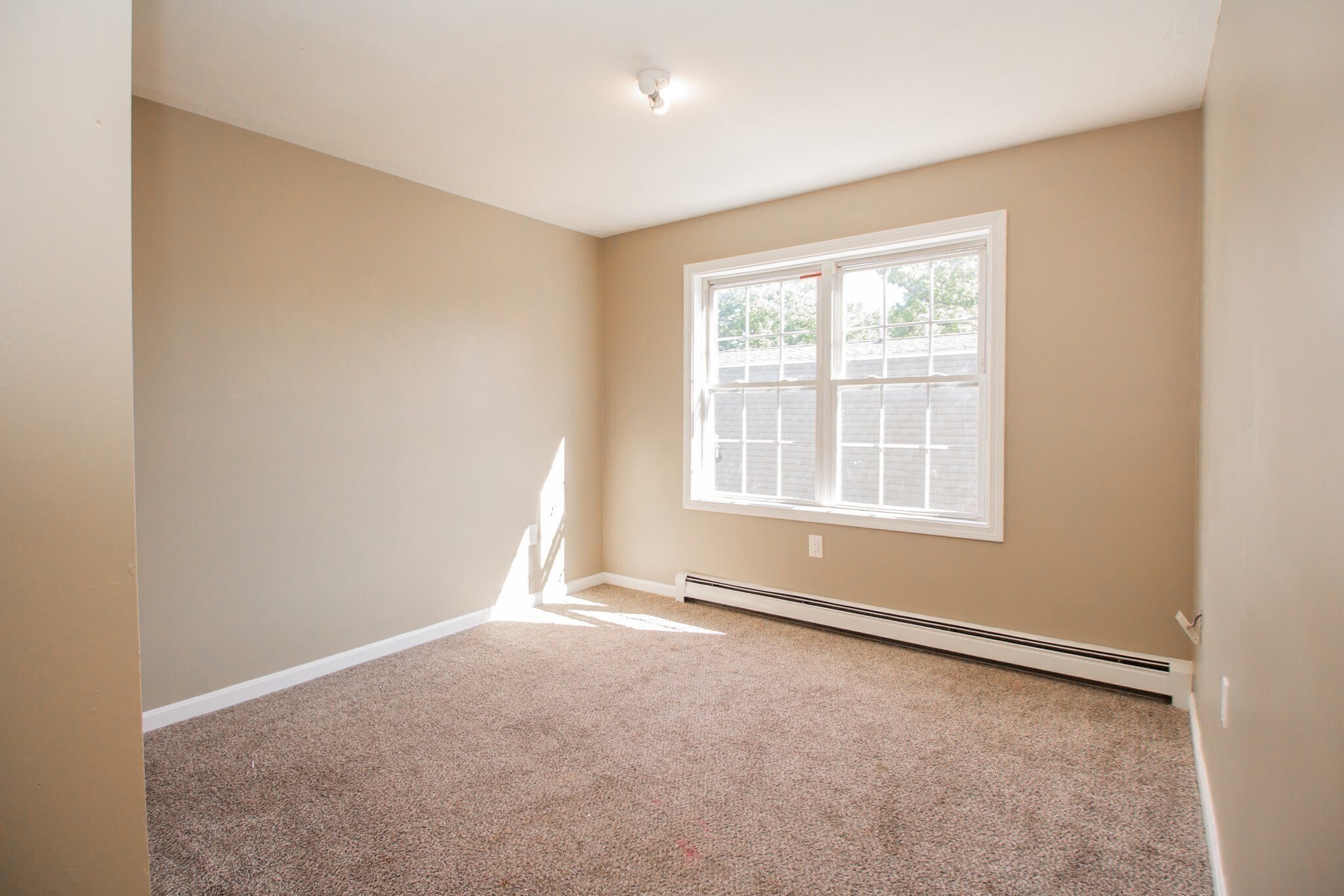 Building Photo - 126 Sears Island Dr