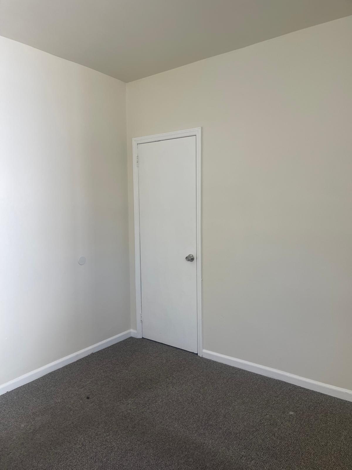 Building Photo - 242 Union Ave