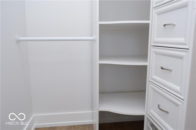 Building Photo - 829 N Pennsylvania St