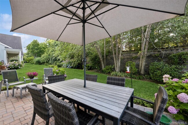 Building Photo - 228 Sonata Ct
