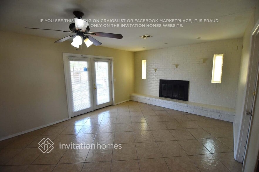 Building Photo - 3415 W Shaw Butte Dr