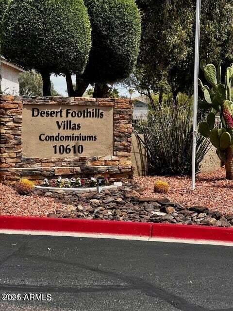 Primary Photo - 10610 S 48th St