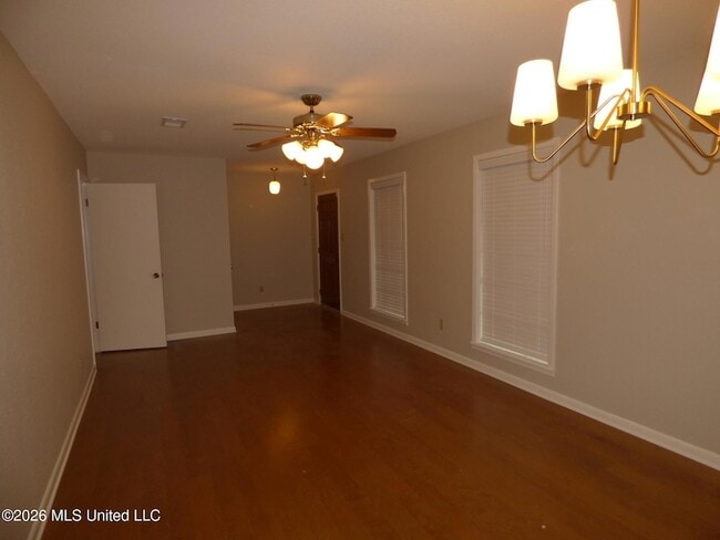 Building Photo - 238 Westview Cir